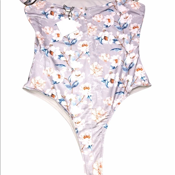 Egreis xsmall swimsuit - Picture 4 of 11